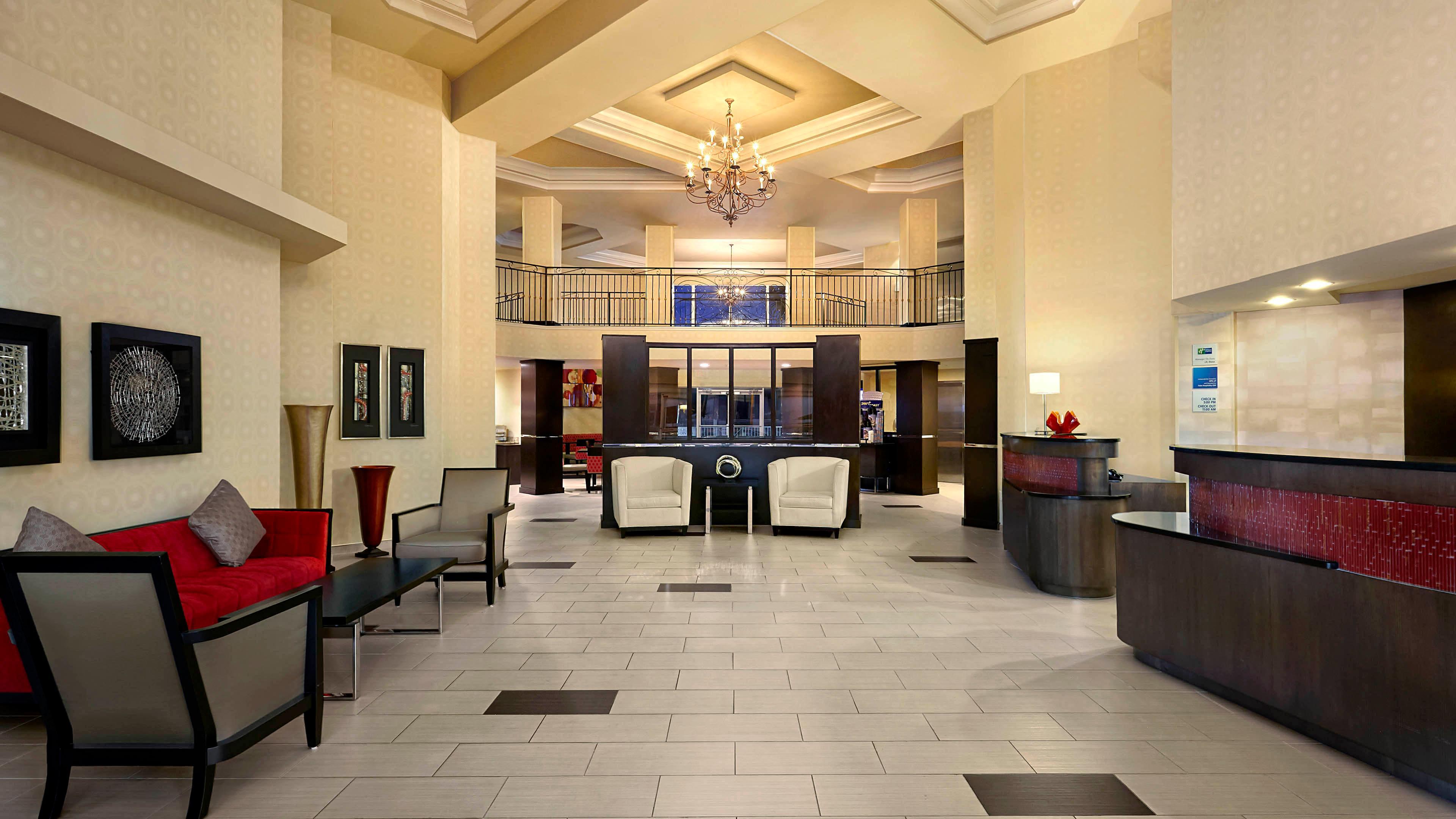 Holiday Inn Express & Suites Naples Downtown - 5Th Avenue By Ihg Εξωτερικό φωτογραφία